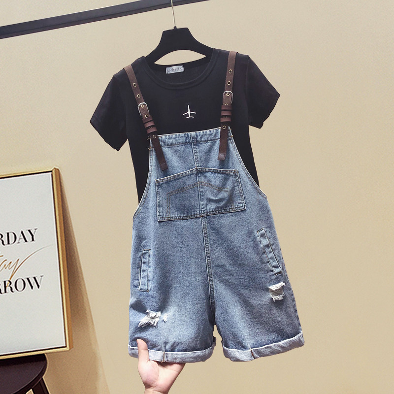 Baby bag pants women's 2021 summer new Korean version of age reduction loose thin large pocket hole denim shorts two-piece suit