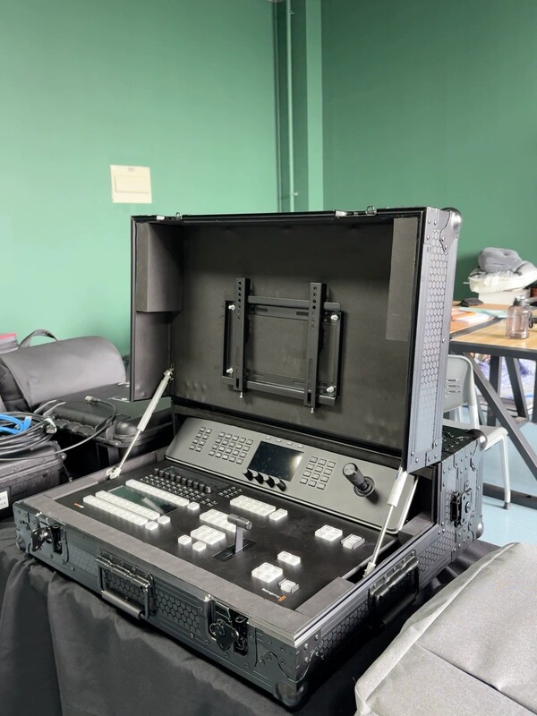 Bmd Hd8, 4K8 Broadcast Switcher Dedicated Flight Case (Excluding Equipment) Bmd Hd8, 4K8 Broadcast Switcher Dedicated Flight Case (Excluding Equipment)