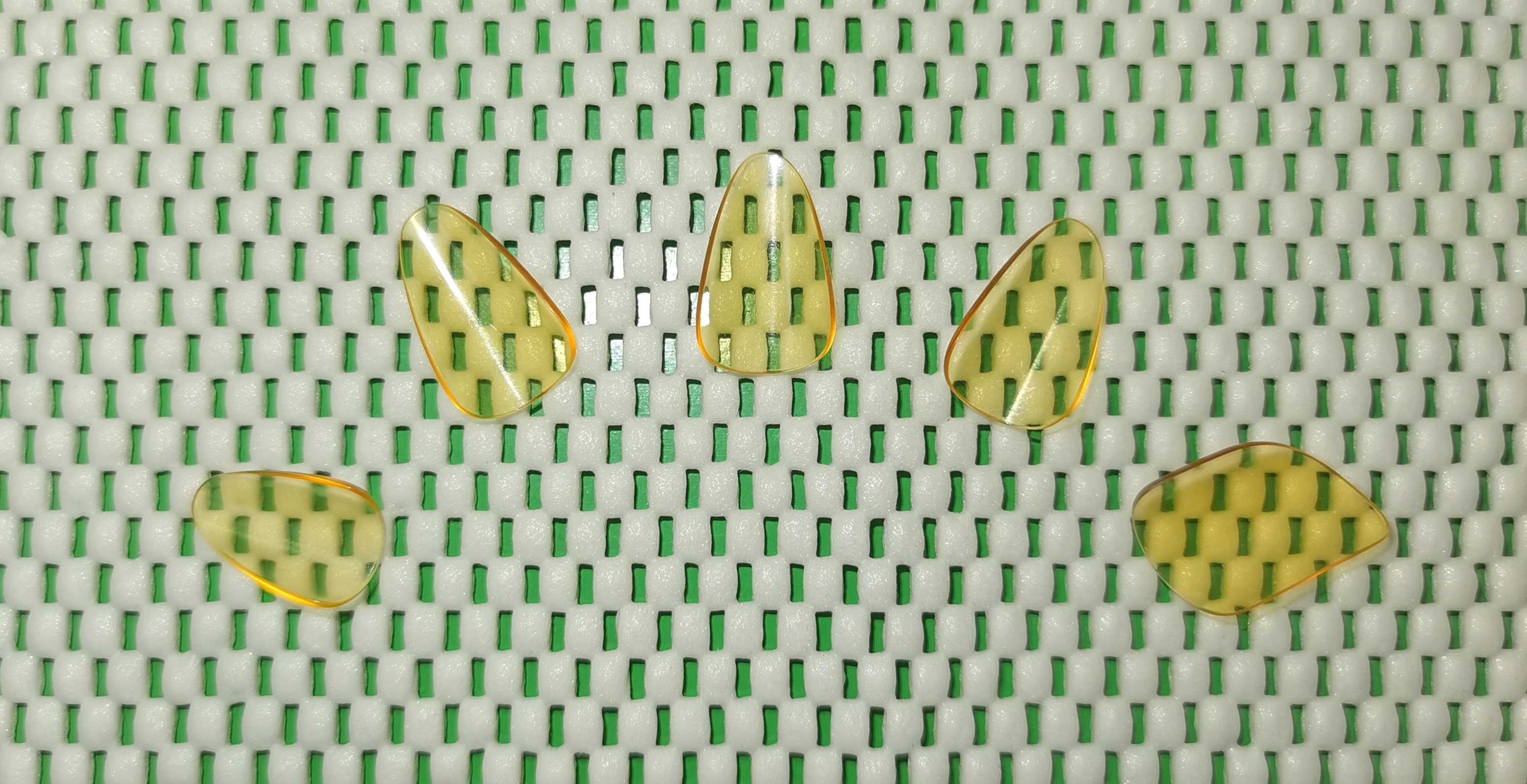 Handmade boutique old stock Seilu Lu Pipa nail pink yellow cling to good sound and crisp cacophony less