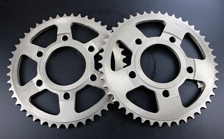 Chân trời xe máy 5/6 lỗ lớn bánh xe dầu con dấu câm chuỗi cào cào Cánh buồm vàng Eagle khắc vành xích nhỏ - Xe máy Gears 	nhông trước xe máy 16 răng	