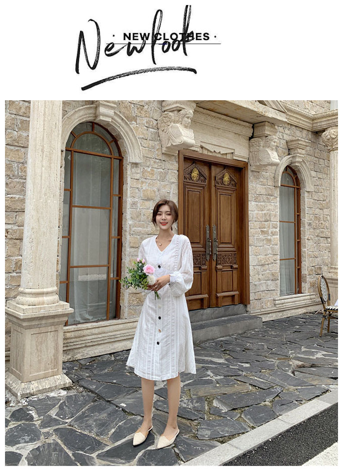 VK旗艦店 韓國風名媛V領貝殼扣暗條紋襯衫長袖洋裝