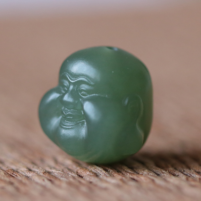 Hetian jade Buddha head loose beads lake green Maitreya Buddha pendant clavicle chain pendant Wenwan bracelet bracelet with beads