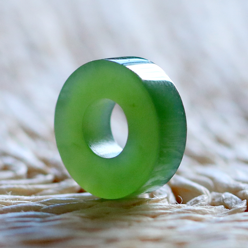 Natural Hetian jade Russian jasper apple green partition small ring running ring collar chain pendant diy accessories