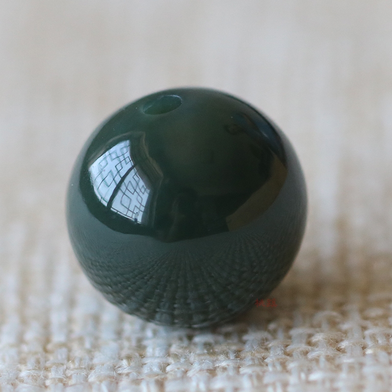 Peach groin natural and field jade prose beads green jade beads jade beads single round Pearl Wen Play Accessories Multi-Treasure Hand String Accessories