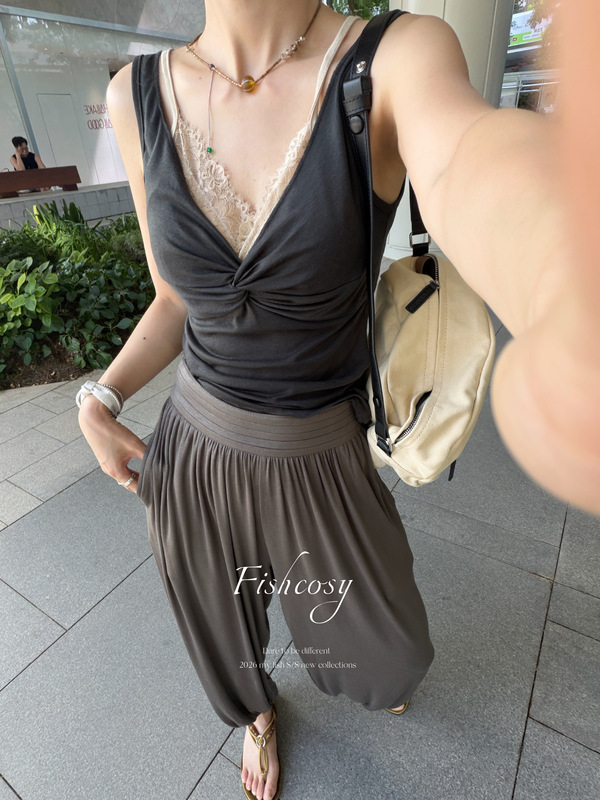 Korean In-Stock Items! Faux Two-Piece Design Modal V-Neck Tank Top, Sexy Ruched Layered Tank Top with Lace Lining