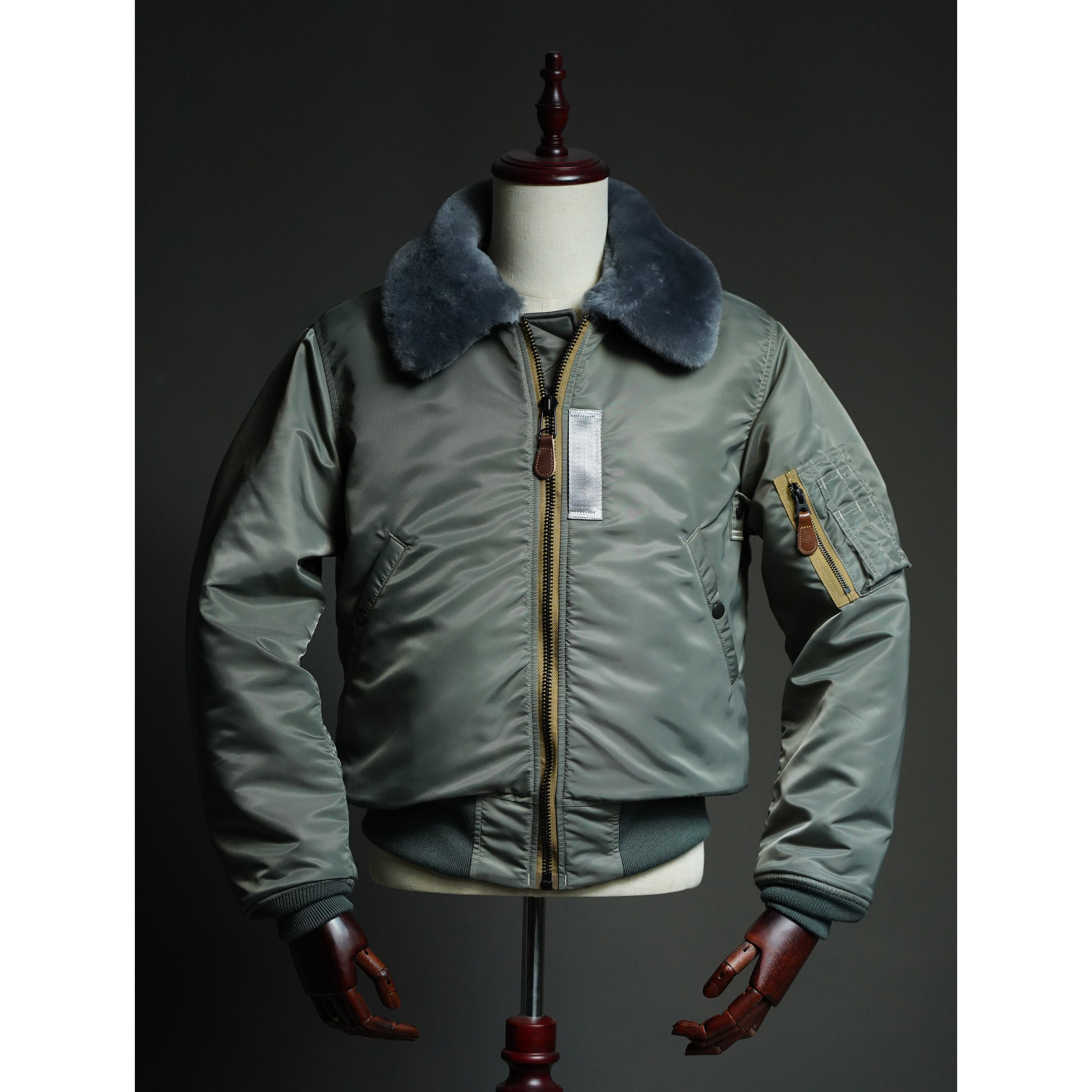 Global produced B15D nylon a2 pilot jacket for the US World War II Air Force men's wool winter new cotton jacket