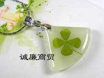 Europa Clover Series Fan-shaped Slim Luminous Pendant Metal Necklace OXL030BY42