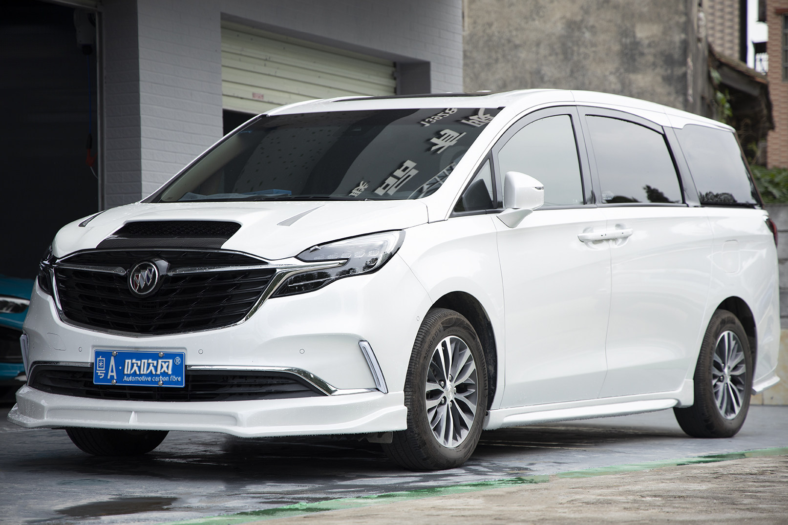 Buick GL8ES front lip GL8 modified front lip GL8 front shovel GL8 modified surround GL8 added front lip