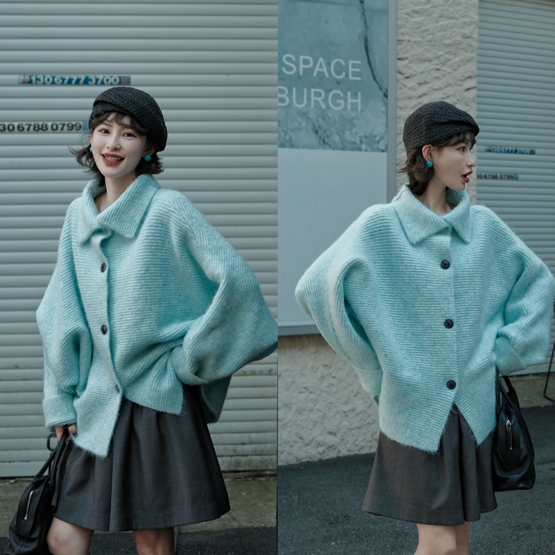 Jianzhangzhang【Sea Salt Soda】Knitted Wool Sweater Jacket with a Three-Dimensional Ribbed Texture and a Relaxed, Lazy Feel Jianzhangzhang【Sea Salt Soda】Knitted Wool Sweater Jacket with a Three-Dimensional Ribbed Texture and a Relaxed, Lazy Feel
