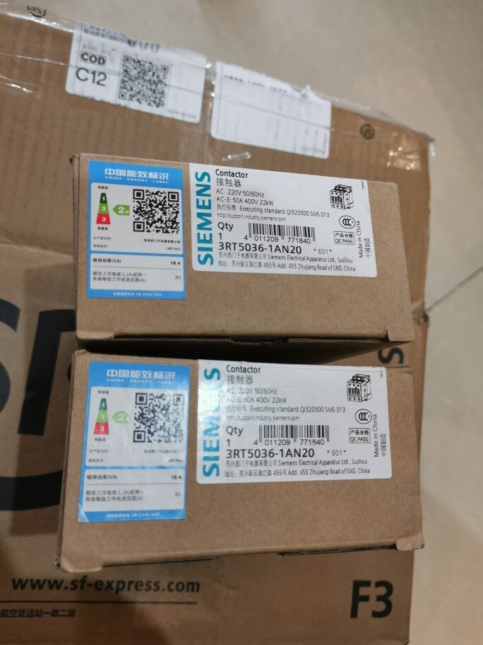 The original Siemens low-voltage contactor 3RT5036-1AN20 has 2 left