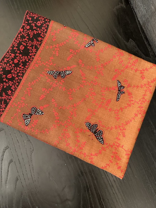 Sharker Kashmir Handmade Cashmere Shawl Gradient Milk Tea Color Butterfly Vine Pattern