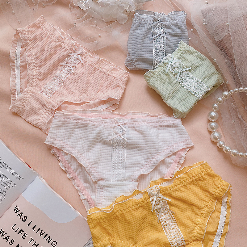 Day Ensemble Teenage Underwear Ice Silk Butterfly Knot no-dent underpants soft lace Milk silk Huffog sweet and comfortable