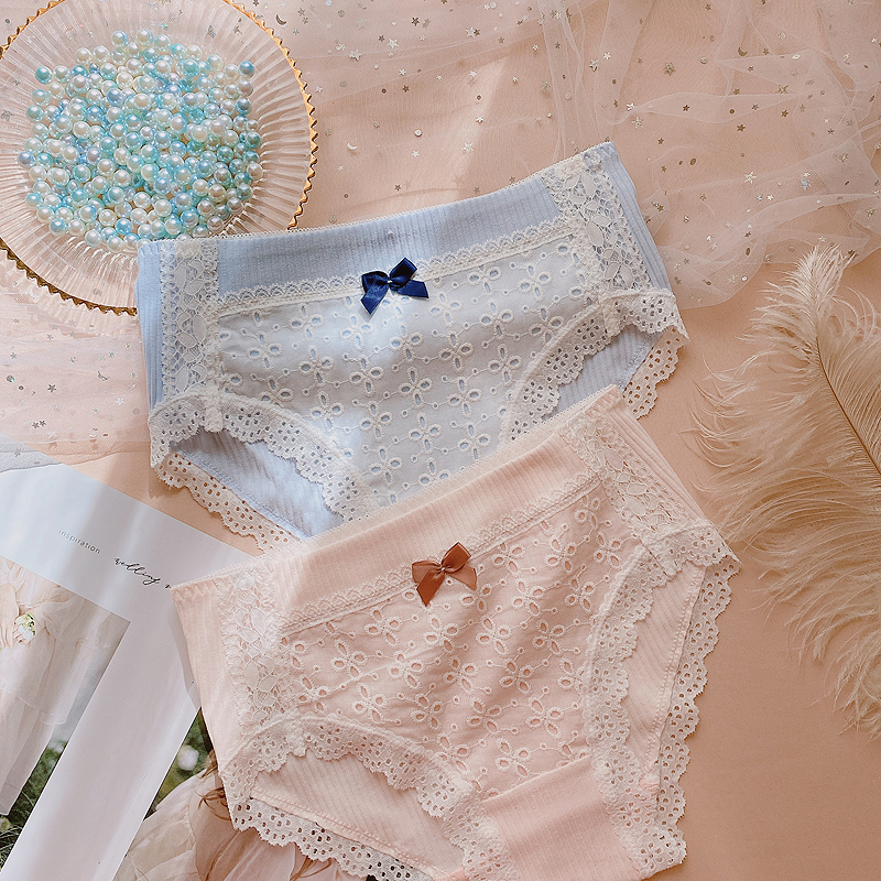 Young girl's underwear lace lace lace embroidered pure cotton shorts for hip and comfortable mid-waist underpants spring and summer sweet and new