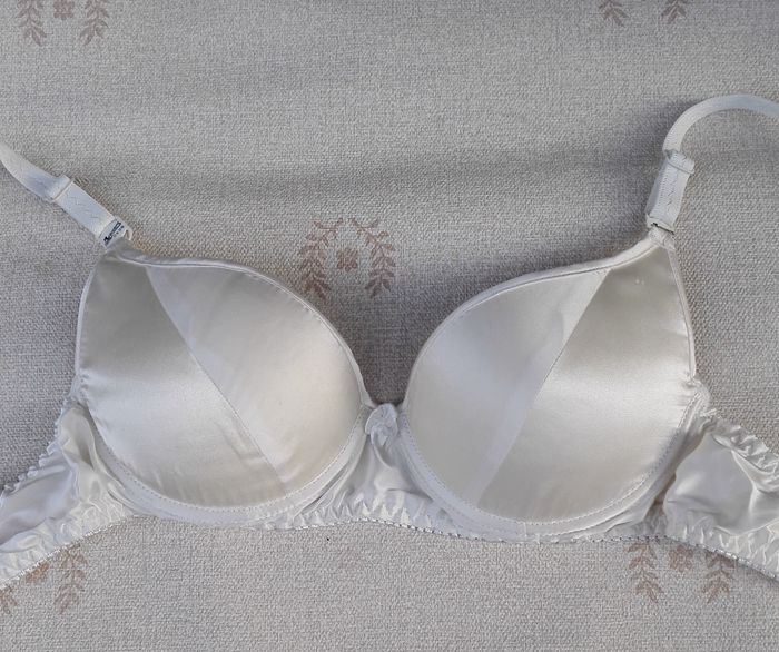 Mất giải phóng mặt bằng Mã Vú Nhỏ Nhỏ 32-70A Cup Đồ Lót Chính Hãng Không Có Vòng Thép Double Side Silk Bra