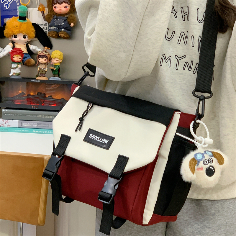 Unique Color-Blocked Tutoring Bag for Men and Women, Japanese-Style Casual Large-Capacity Crossbody Shoulder Bag for College Students Attending Classes, Messenger Bag, School Bag Unique Color-Blocked Tutoring Bag for Men and Women, Japanese-Style Casual Large-Capacity Crossbody Shoulder Bag for College Students Attending Classes, Messenger Bag, School Bag