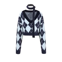 Глубокое синее столкновение светло -голубой