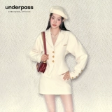 Оригинальный дизайнерский белый бежевый корсет, комплект, с акцентом на бедрах