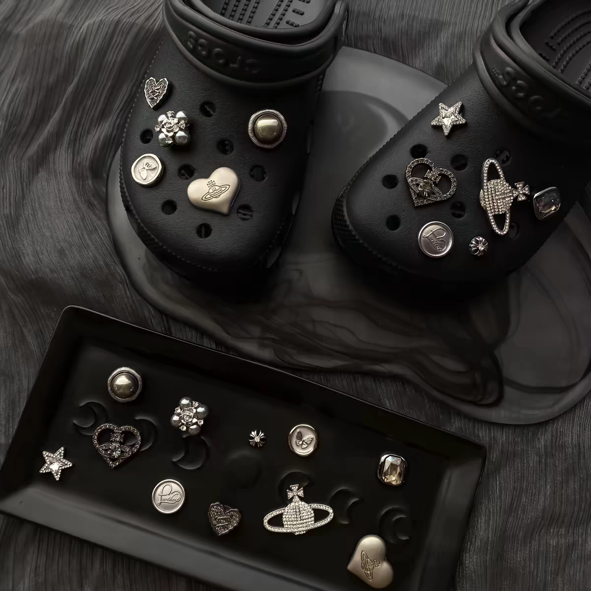 「失われた土星」穴靴ユニバーサルアクセサリー立体靴花クロックス靴花に適した靴バックル取り外し可能