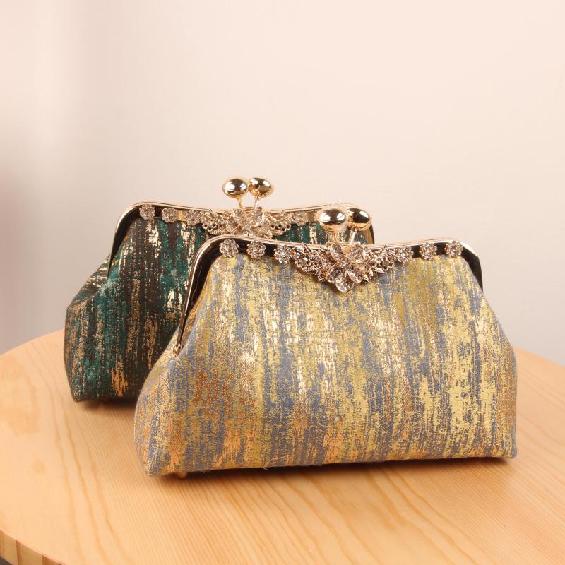 Cut-free iron hand-in-hand gold bag yellow green bottom gold thread scraping 20 5 bites head concave waist DIY mouth gold material bag