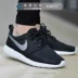 Kuker Nike Roshe chạy một đôi giày thể thao cổ điển màu đen và trắng lưới mùa hè - Giày chạy bộ