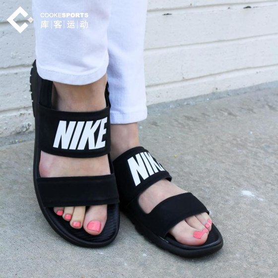 nike tanjun sandals black