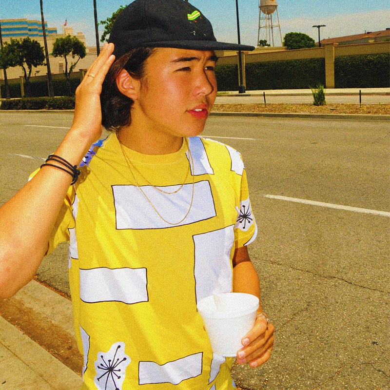 Illegal Civization retro yellow geometric square T-shirt Rectangle Tee spot CIV