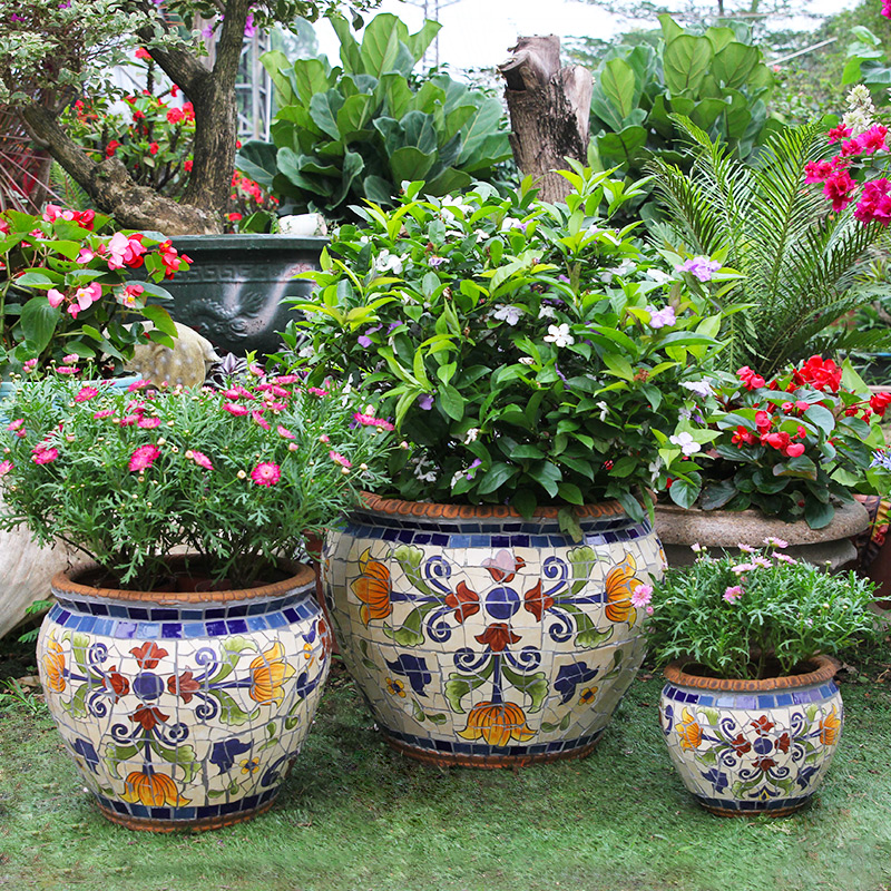 Rose town Marjolica high-end garden flower pot Green plant gardening Garden pot large floor-to-ceiling hole flower device