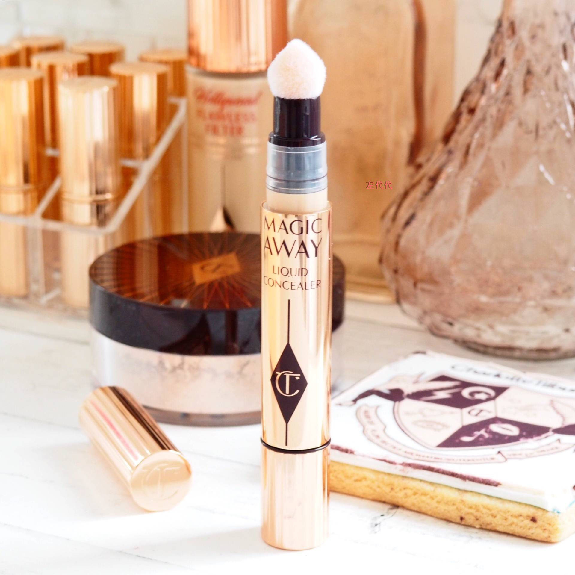 British purchase spot Charlotte Tilbury CT liquid magic concealer air cushion pen concealer stick concealer liquid