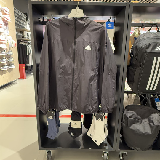 Adidas阿迪达斯男子防晒皮肤衣薄外套春夏连帽休闲运动夹克IT3940