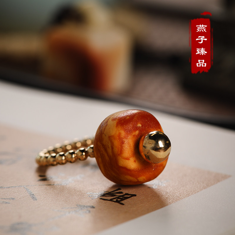 (Yanzi Zhen) Natural Old Honey Wax Cake Subhand Strings Necklace Lock Bone Chain Ring Pendant male and female