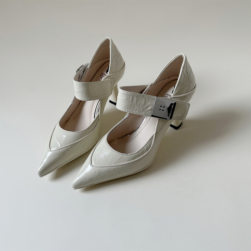 Large Bottle, Niche Design! 2026 Spring French-Style White Genuine Leather Pointed-Toe Stiletto Mary Jane Shoes for Women