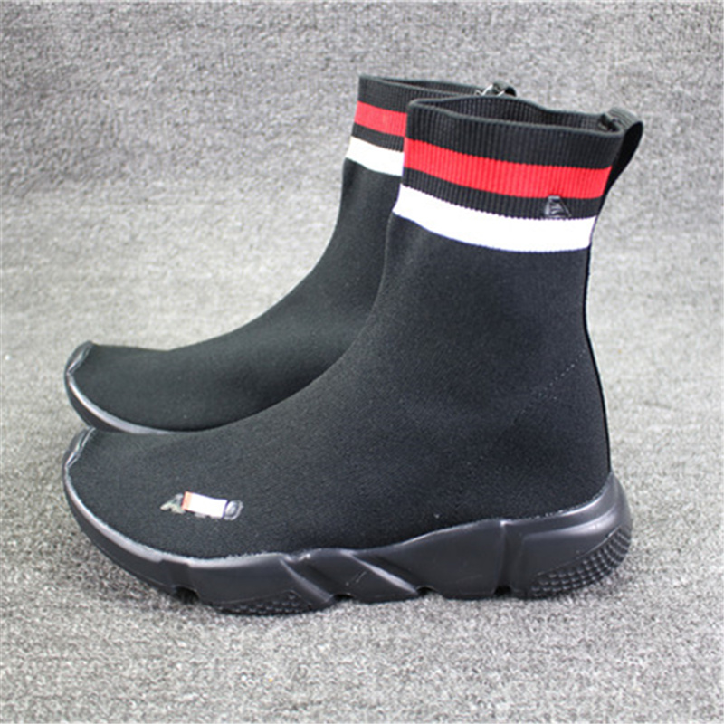 Rare Socks Cover Shoes Fashion Trends Outdoor Sports Casual Shoes Summer Flying Thread Elastic Breathable Barefoot Comfort Board Shoes