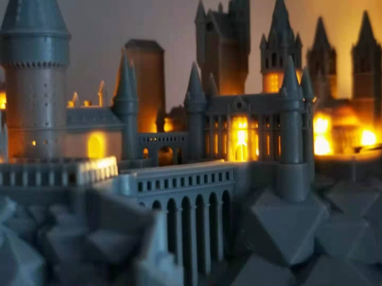 Harry * THP Hogwarts magic school castle pendulum with hand-run model statue can light up light-Taobao