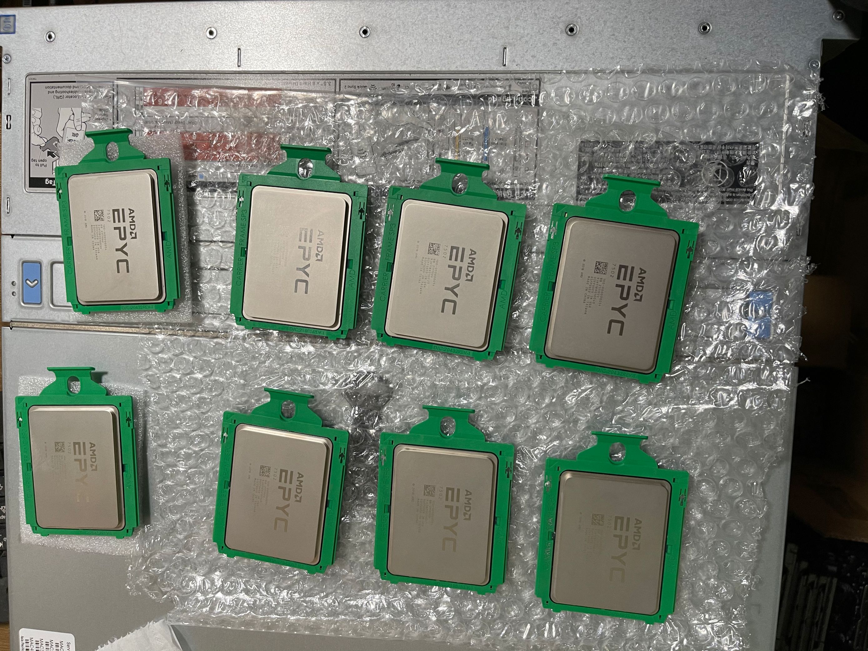 AMD EPYC xiao long 7742 7502 7542 7642 7702 7302 7371 7601 official version