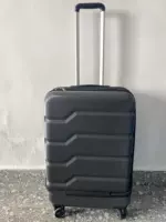 Глубоко серая коробка открытия