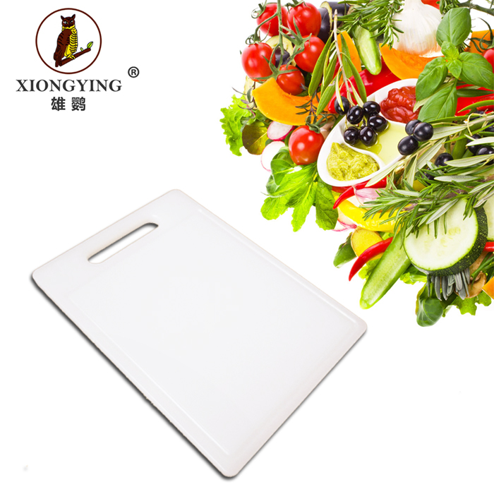 Male and female environmental protection plastic cutting board square round PPPE chopping block vegetable pier plastic cutting board thick and thin cutting board