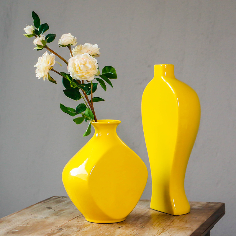 New Chinese style semi-floating series yellow ceramic vase creative flower arrangement model house designer decoration