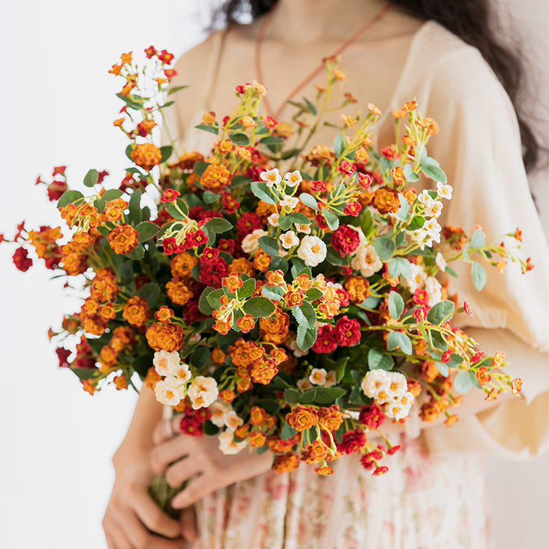High-end rose flower light luxury table ornament Nordic table fake flower decoration flower living room imitation dried flower bouquet