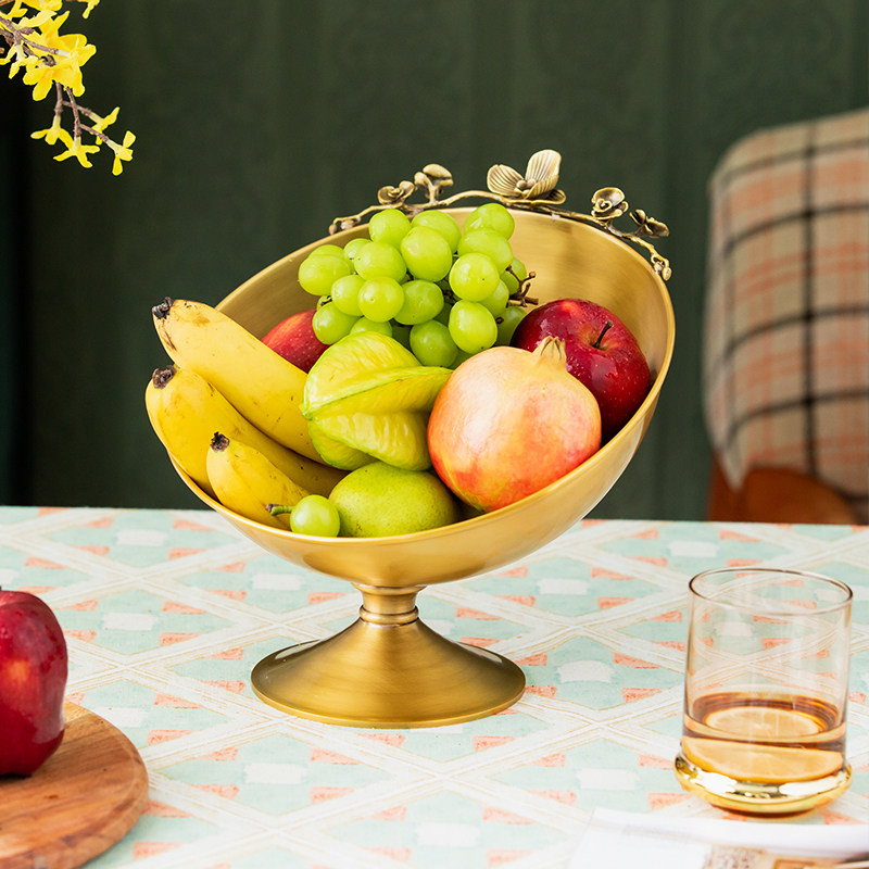 Harvest hut European-style decoration inlaid flower large fruit plate decoration light luxury high-end fruit tray living room model room decoration