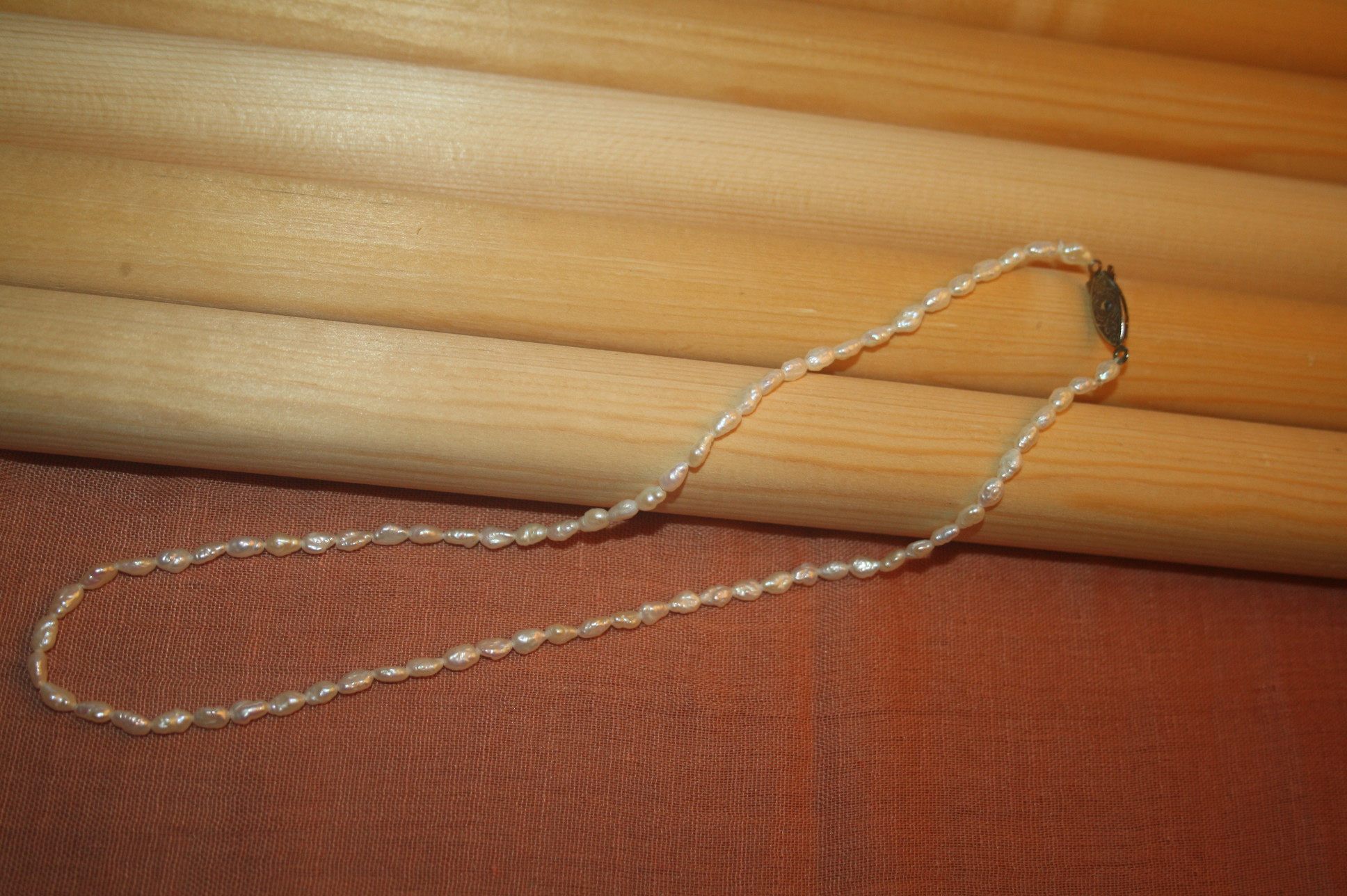The old natural pearl necklace special whet price is no longer negotiated