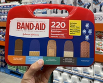 (Rookie Canada Direct Mail) Band Home Stickers 220 Pieces Box