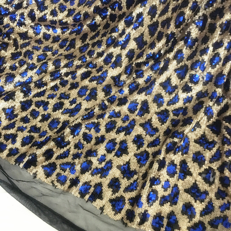 Description Picture 4 of itemSmall leopard wild personality popular queen red and blue leopard sequined fabric embroidered dress sequined fabric
