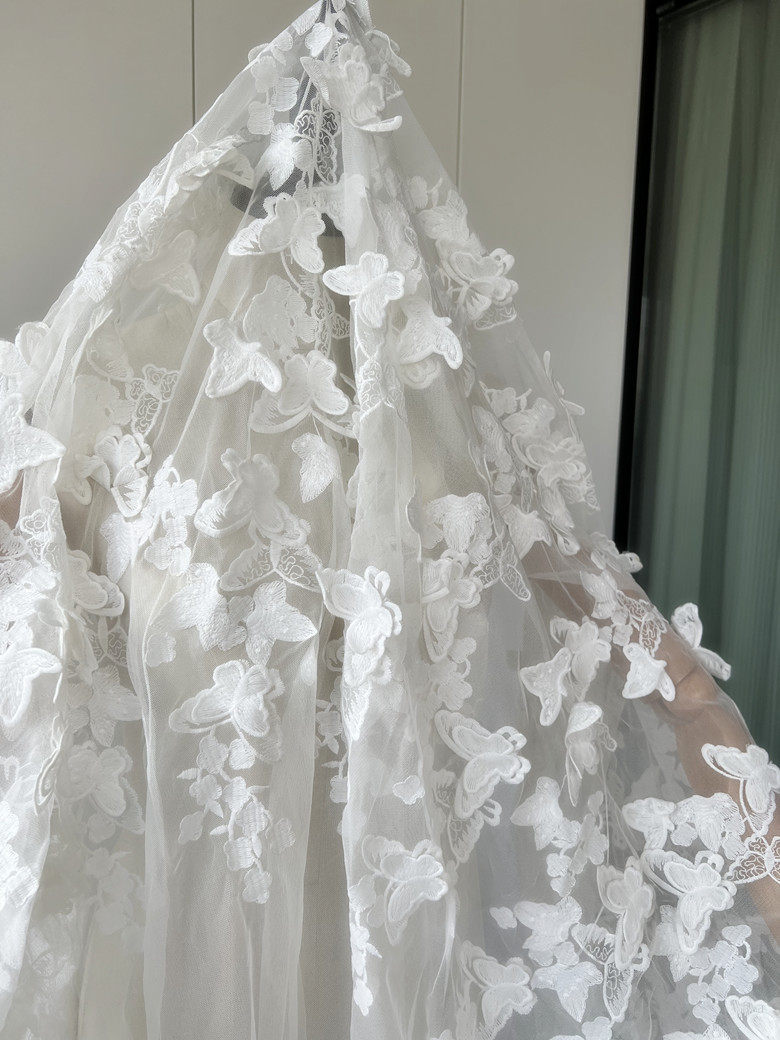 white christmas dresses Ball Gown Butterfly Wedding Dresses 2022 – alinanova main image 0