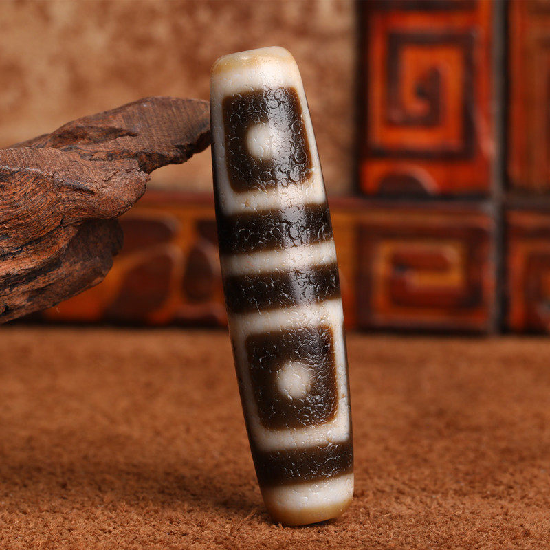 To Pure Old Stock Genuine Tibetan Culture Nine Eyed Stone Shale Sky Pearl Stars Four Eyes Necklace Pendant Lock Bones Chain men and women