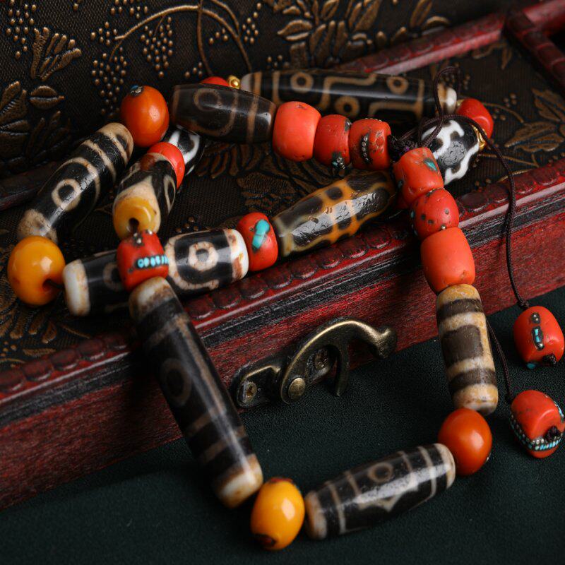 Live original design dzi bead natural bracelet old mine nine-eyed dzi bead hand lotus master magic weapon please find uncle dzi bead