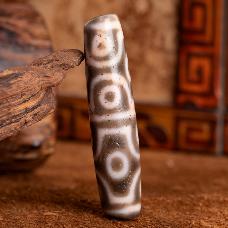 Natural Tibetan genuine products to pure celestial beads 39 Eye beads Eight-eyed tiger tooth old sky Pearl Pendant accessories Accessories Hand Strings Necklace