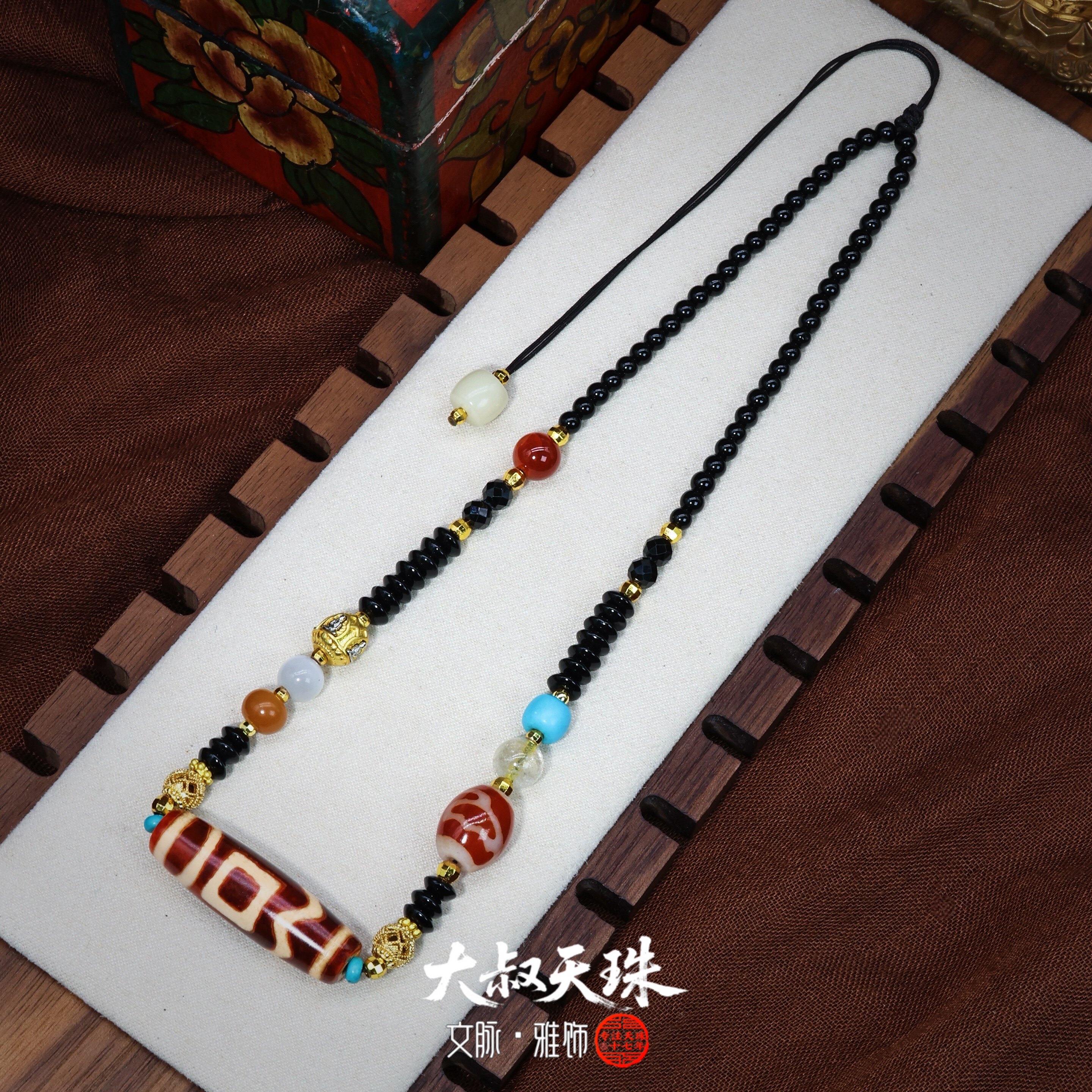 虎牙一两三六九眼玛瑙红肉天珠：藏传文化的神秘魅力，你值得拥有！-颈