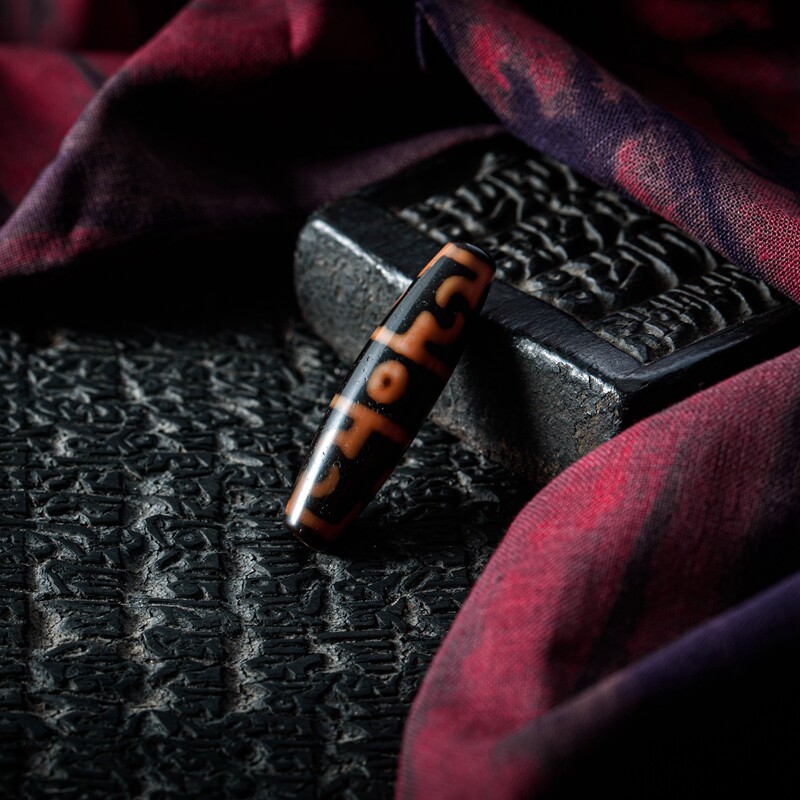 Natural Old Stock Jade Medullary Master's Law Celestial Pearl Ethnic Wind Necklace Pendant for Men and Women Couples Lock Bone Chain Accessories Beads