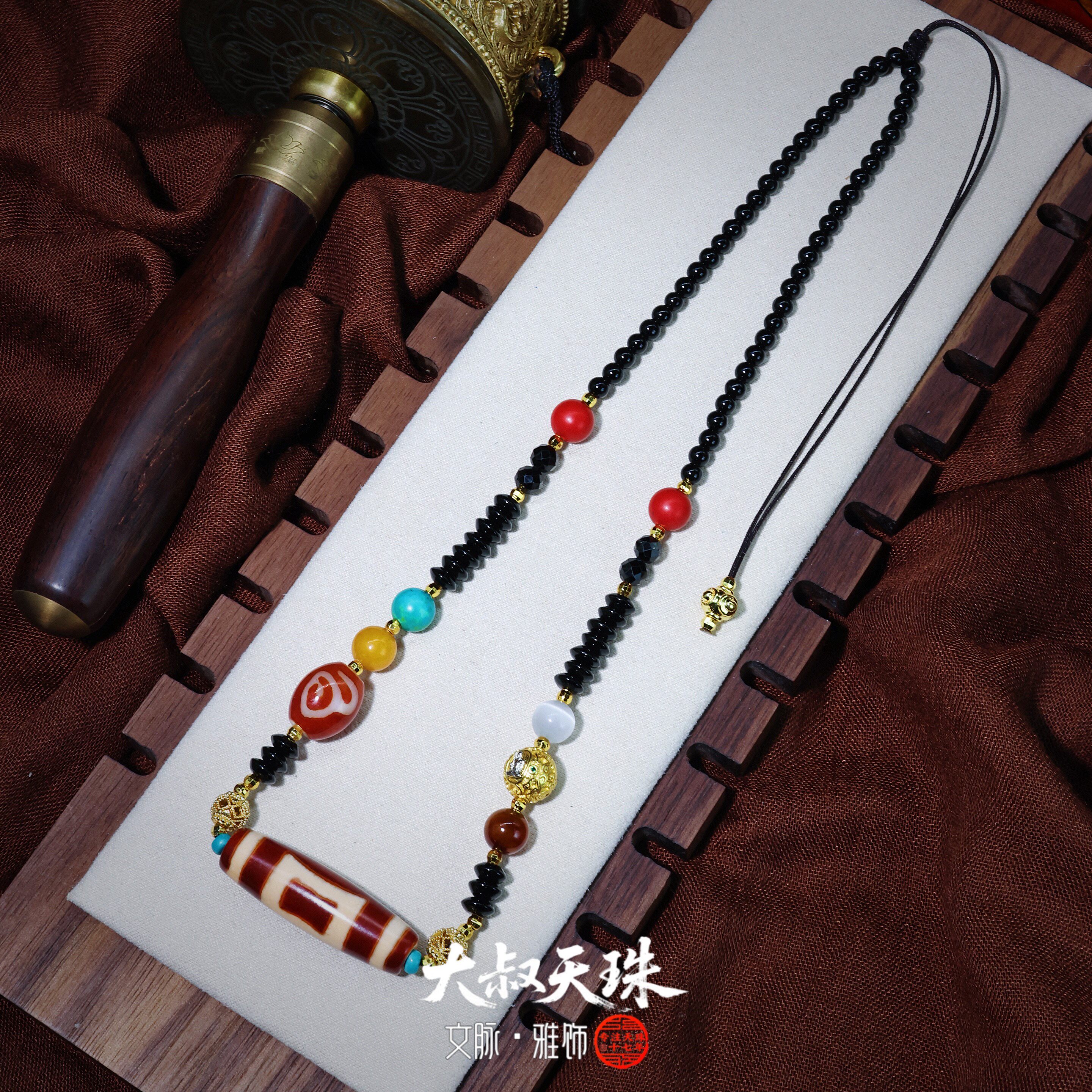 虎牙一两三六九眼玛瑙红肉天珠：藏传文化的神秘魅力，你值得拥有！-颈