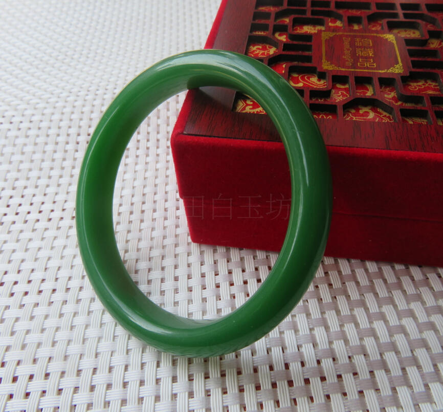 Green Narrow Edition Phiên bản thủy tinh Vòng đeo tay giả Tân Cương Hetian Biyu Bracelet Trang sức thời trang Vòng tay không ngọc Ngọc quà tặng ngày của mẹ vòng tay gỗ sưa